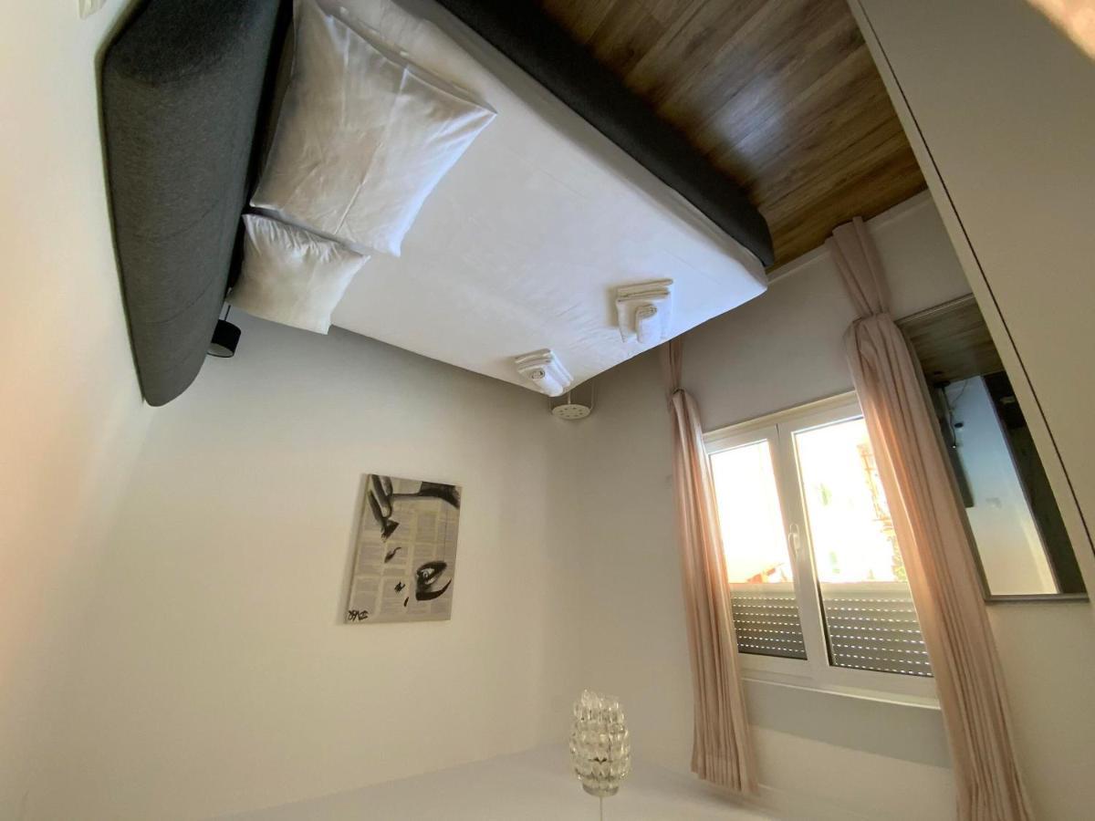 Apartments Leonardo Primošten Esterno foto